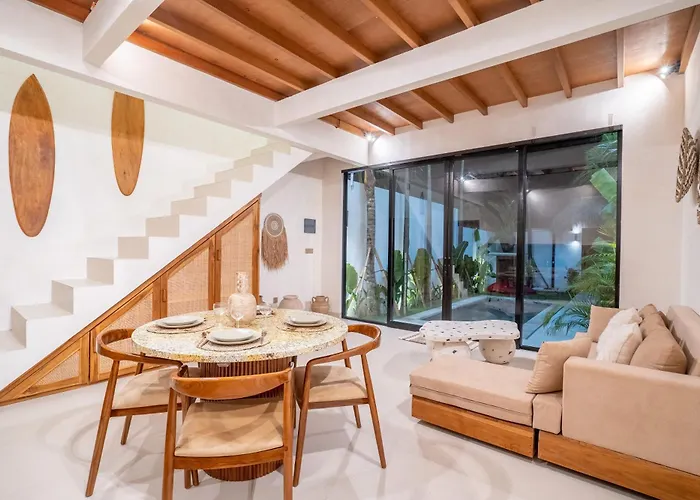 Villa Moma Complex *