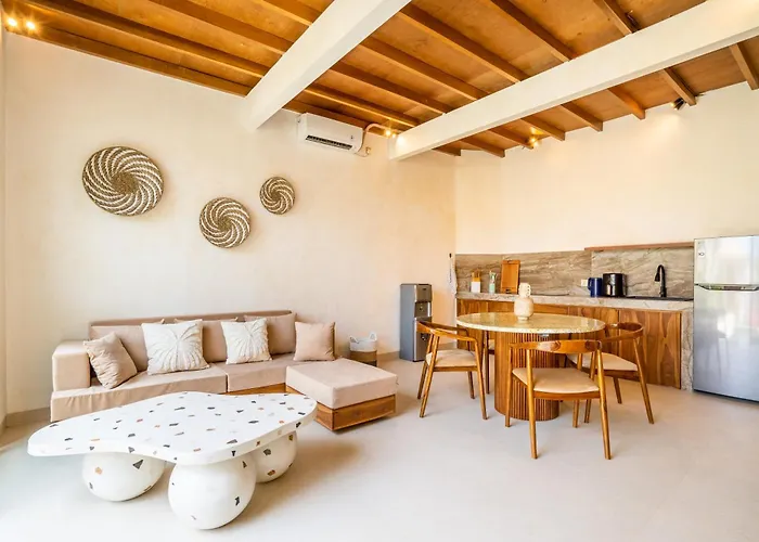 Moma Complex Villa Jimbaran
