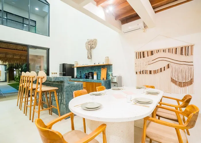Moma Complex Villa