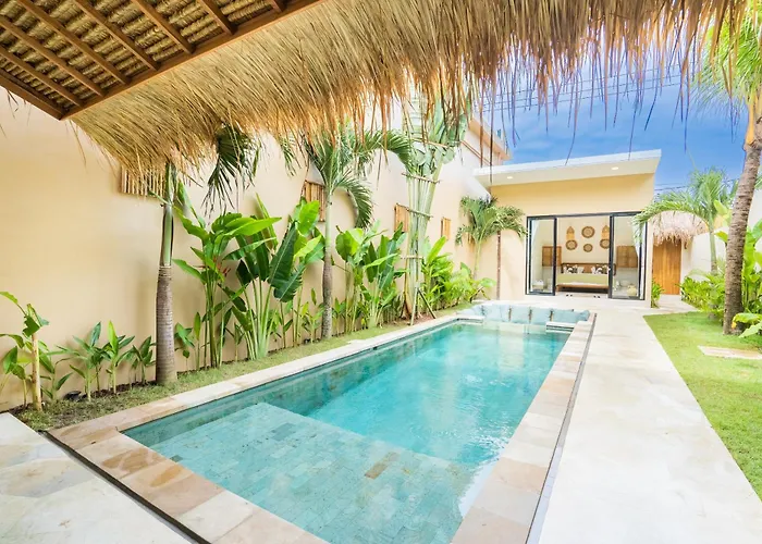 Moma Complex Villa *